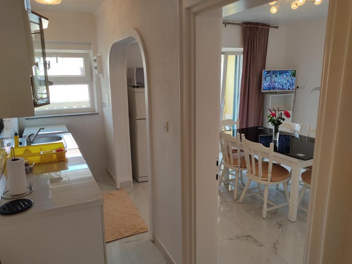 Apartments Milka Водице Екстериор снимка