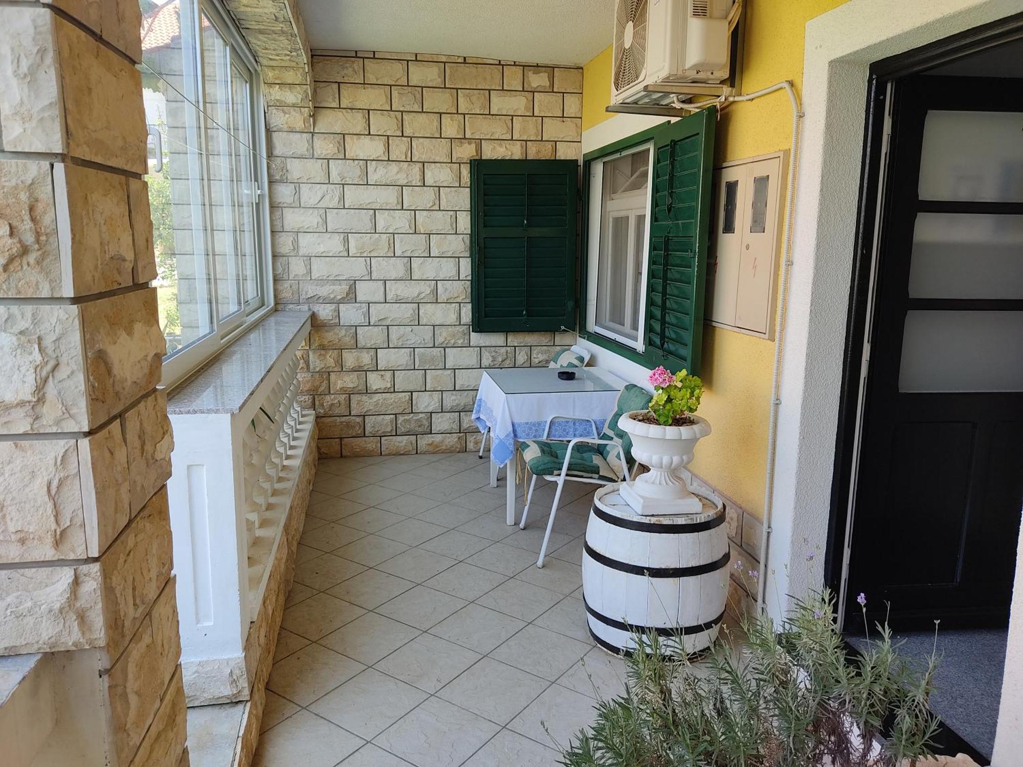 Apartments Milka Водице Екстериор снимка