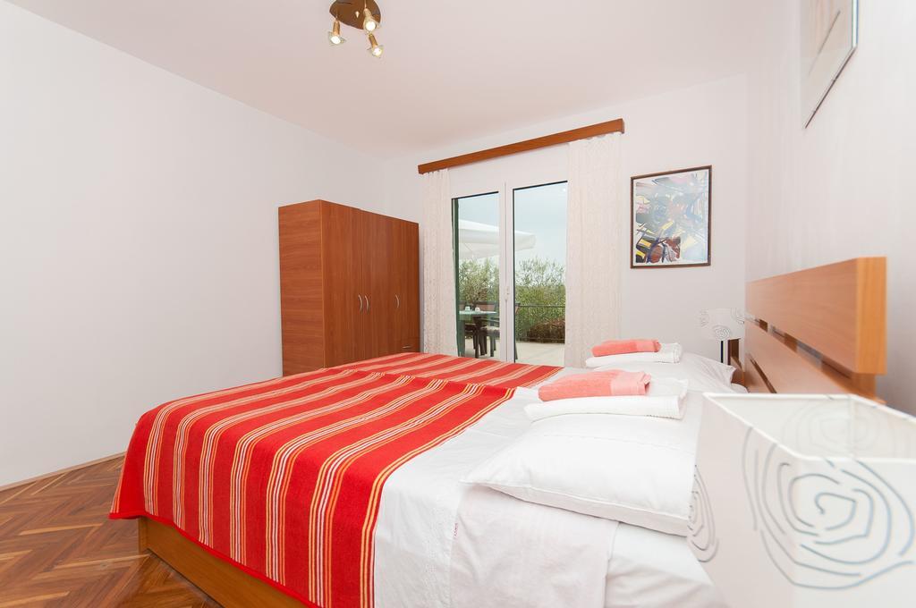Apartments Milka Водице Екстериор снимка