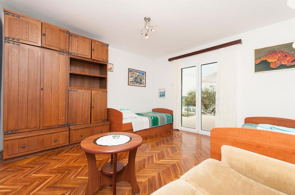 Apartments Milka Водице Екстериор снимка