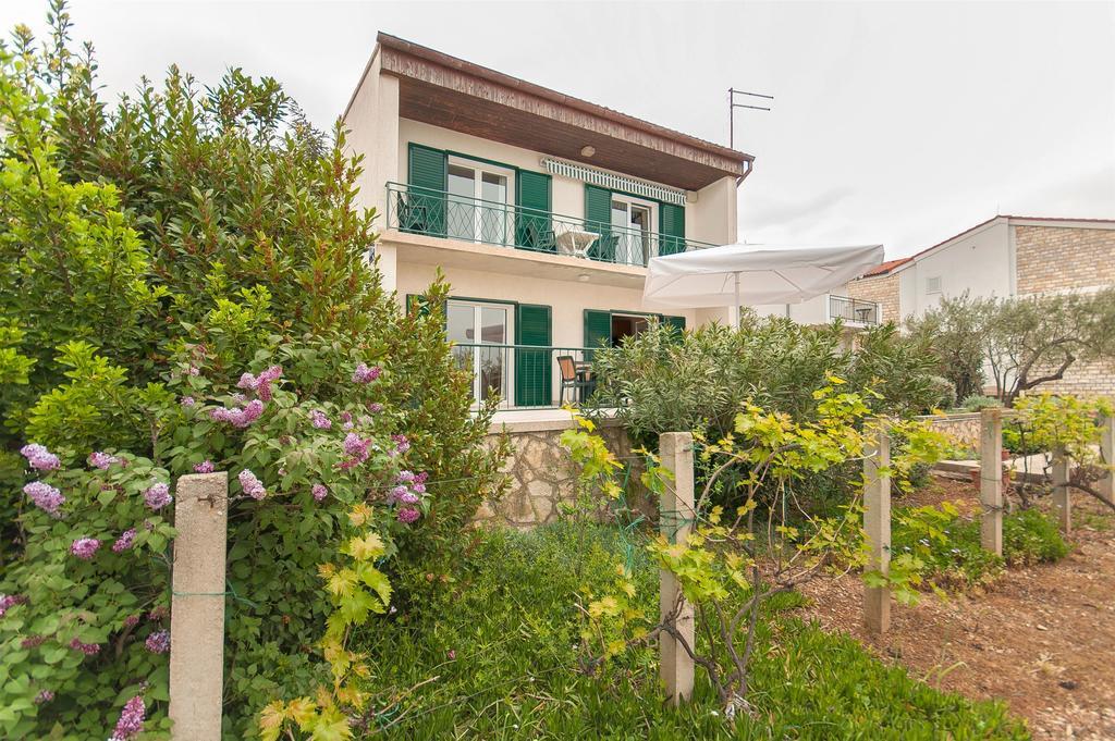 Apartments Milka Водице Екстериор снимка